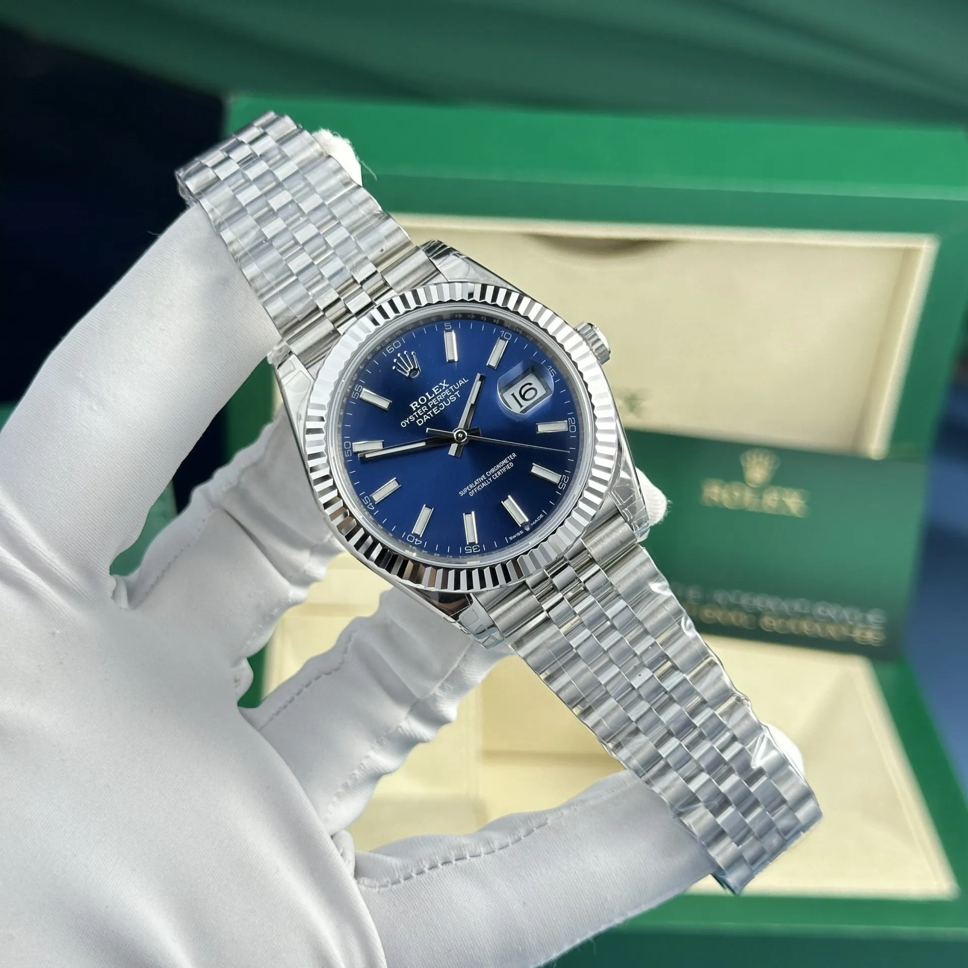 Superclone Datejust blaues Zifferblatt 126334 Jubilee Nahaufnahme