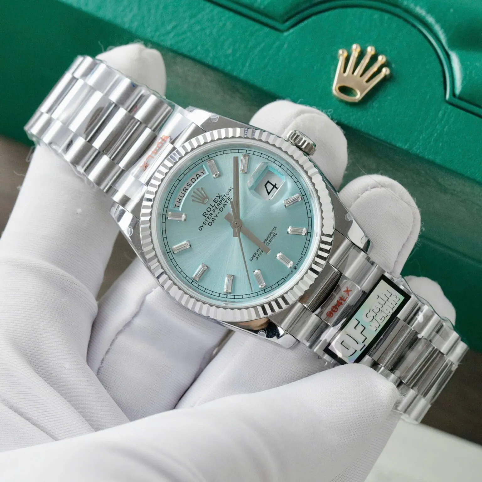Rolex Day-Date eisblaues Zifferblatt mit Diamantbesatz 128236-0009 36 mm – Superclone – Bild 3