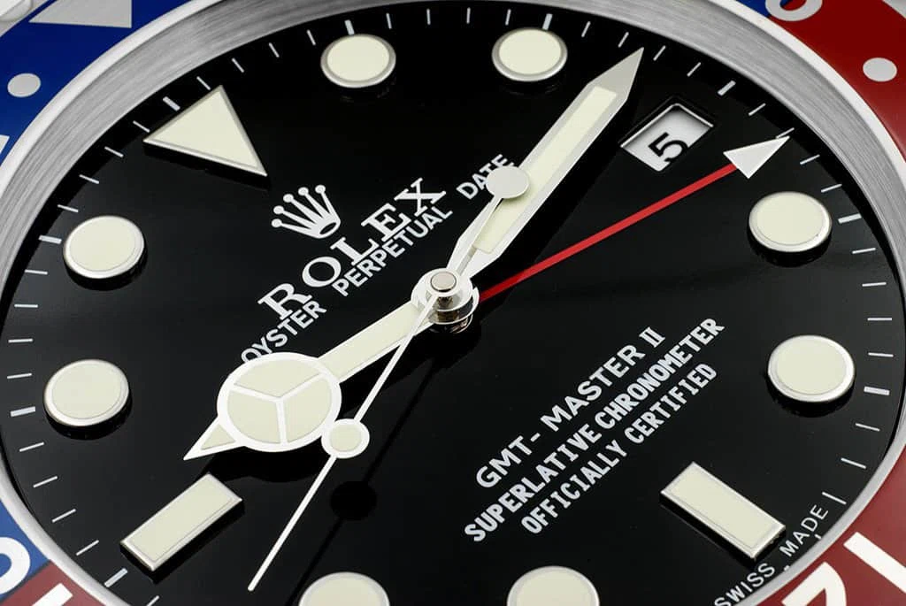 Wanduhr – GMT MASTER II ‘PEPSI’ EDITION Profilansicht