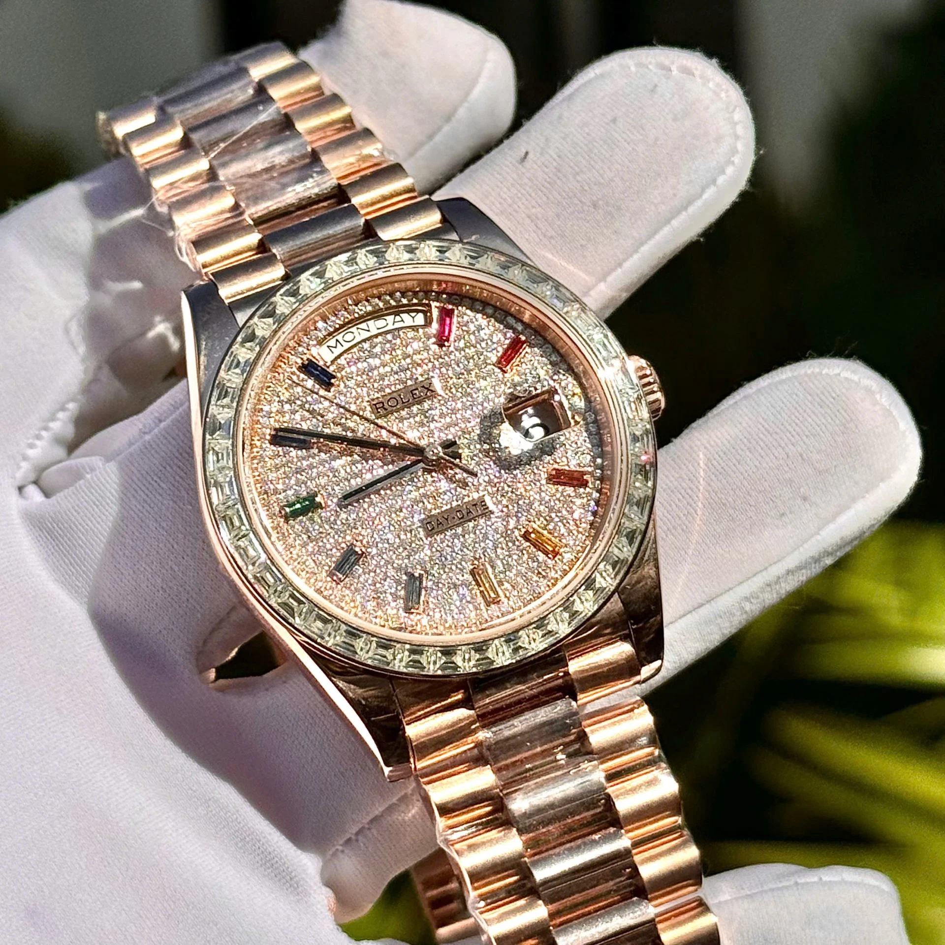 Rolex Day-Date mit Diamantbesatz-Pavé Zifferblatt 128395tbr-0008 36 mm – Superclone – Bild 4