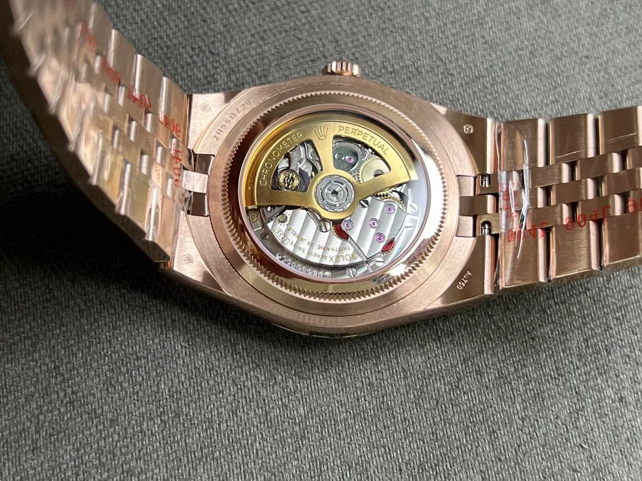 Rolex Land-Dweller 40 mm Everose-Gold (2025) – Bild 12