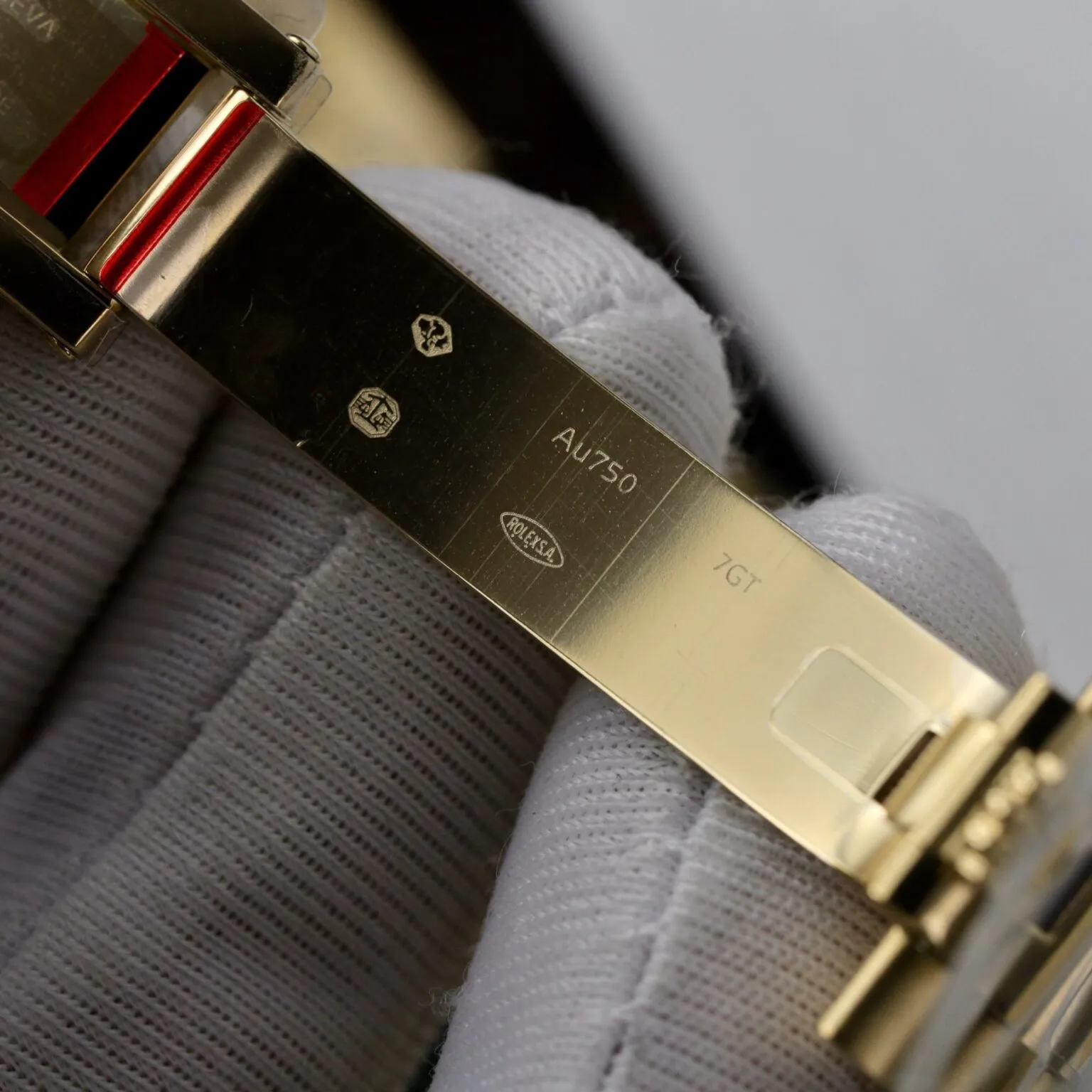 Day-Date Grün Ombre Zifferblatt Geriffelt Lünette Gelb Presidential Armband