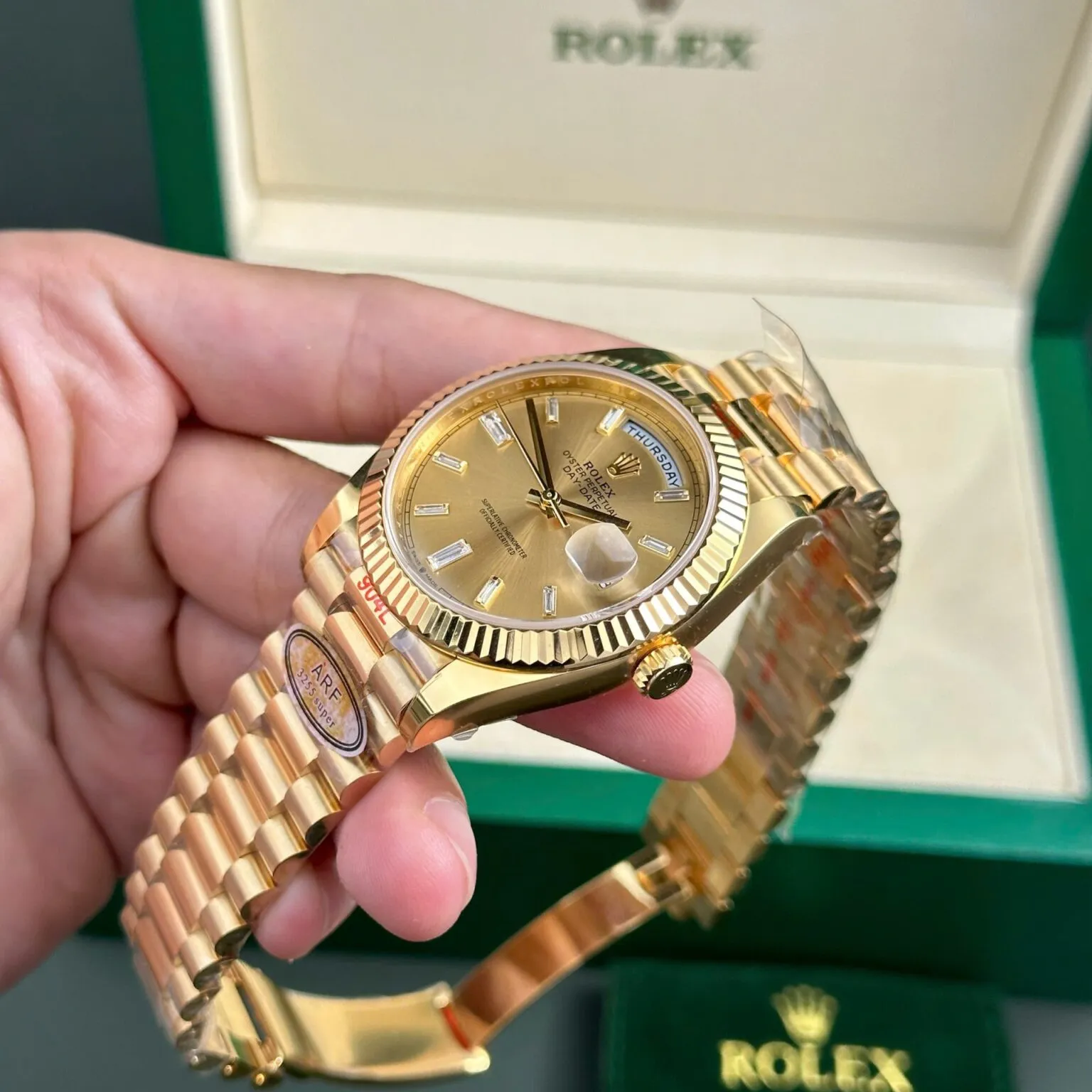 Day-Date champagnerfarbenes Zifferblatt Geriffelt Lünette Gold Presidential Armband