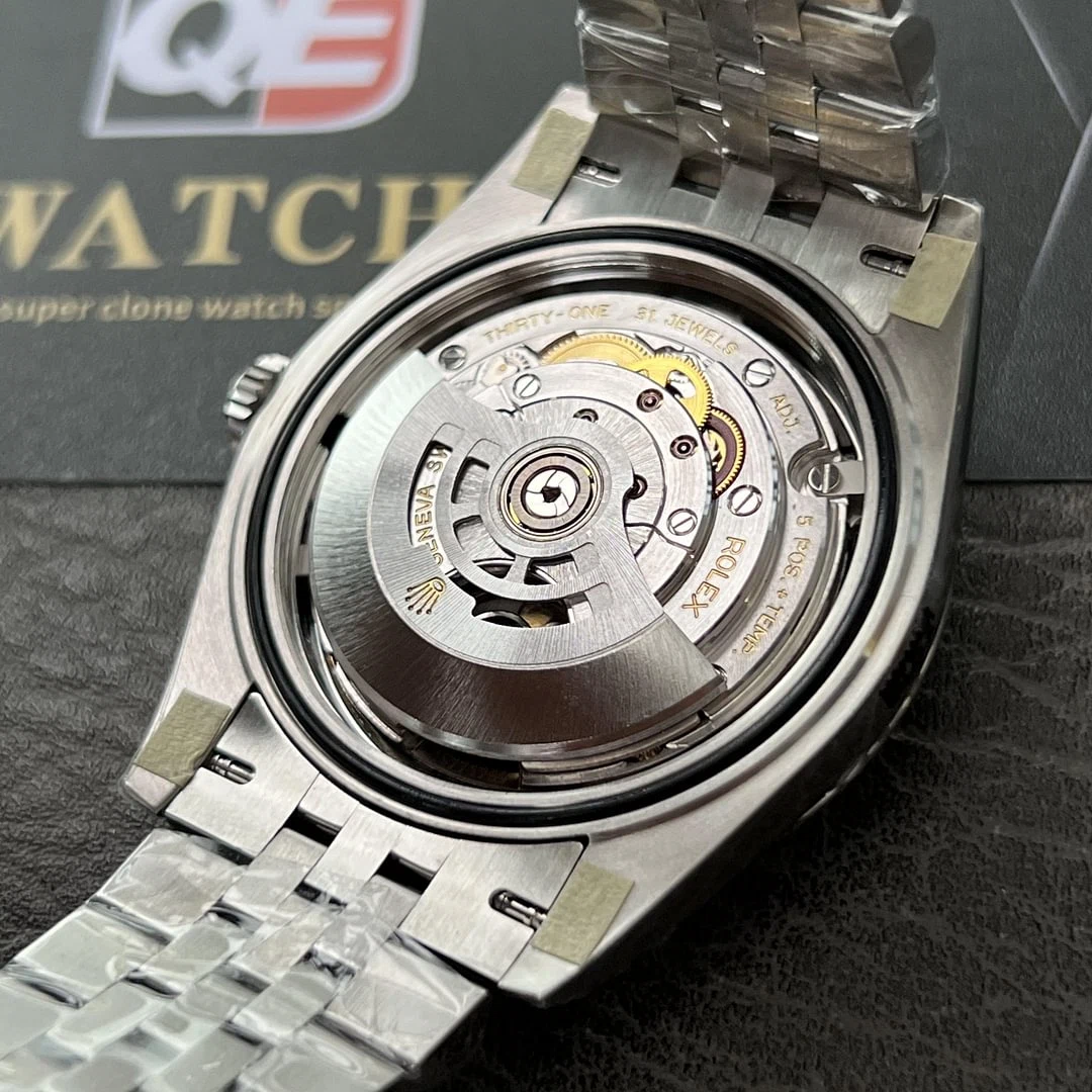 Superclone Datejust rhodiumfarbenes Zifferblatt 126334 Jubilee Stilansicht