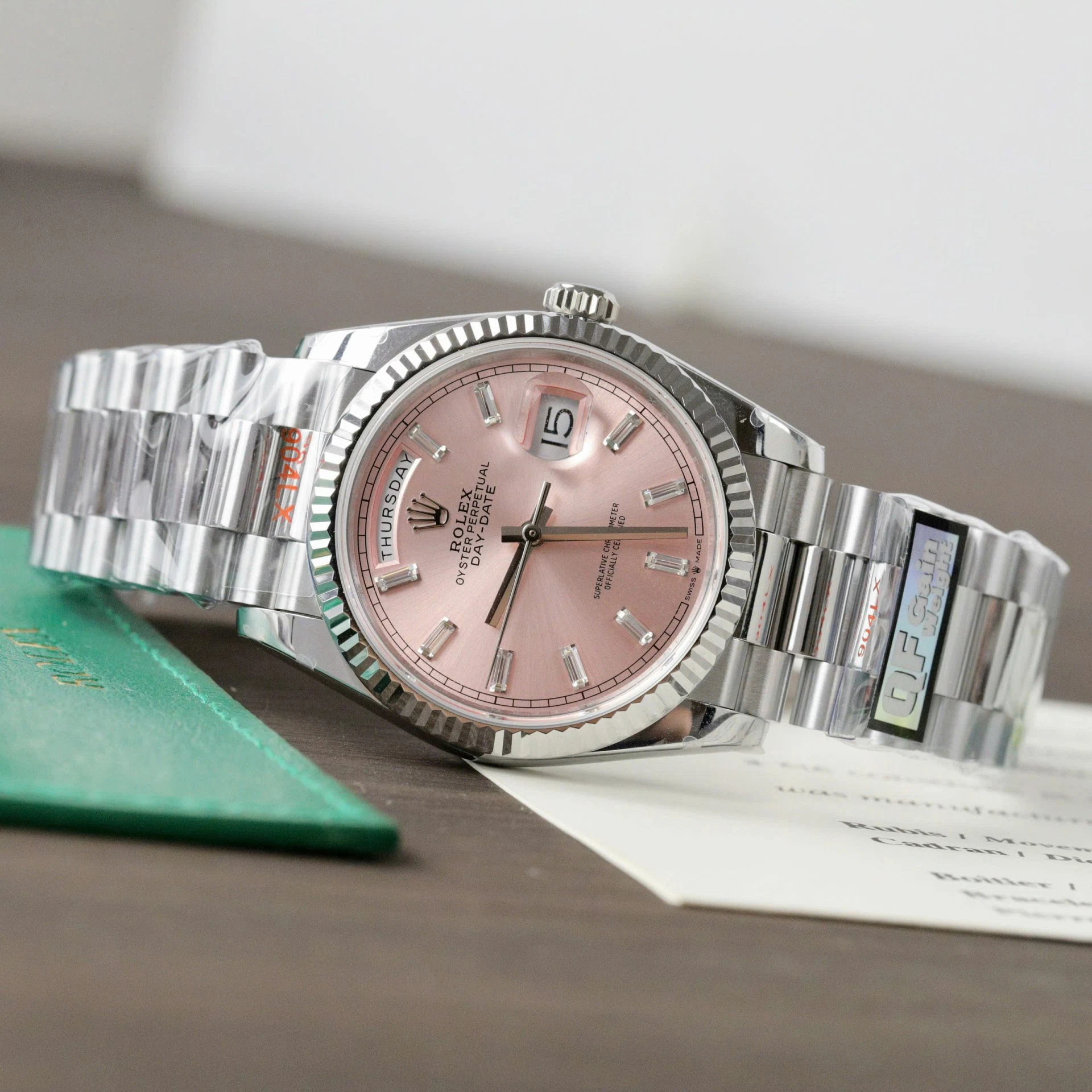 Rolex Day-Date rosafarbenes Zifferblatt mit Diamantbesatz 128236-0024 36 mm – Superclone – Bild 4
