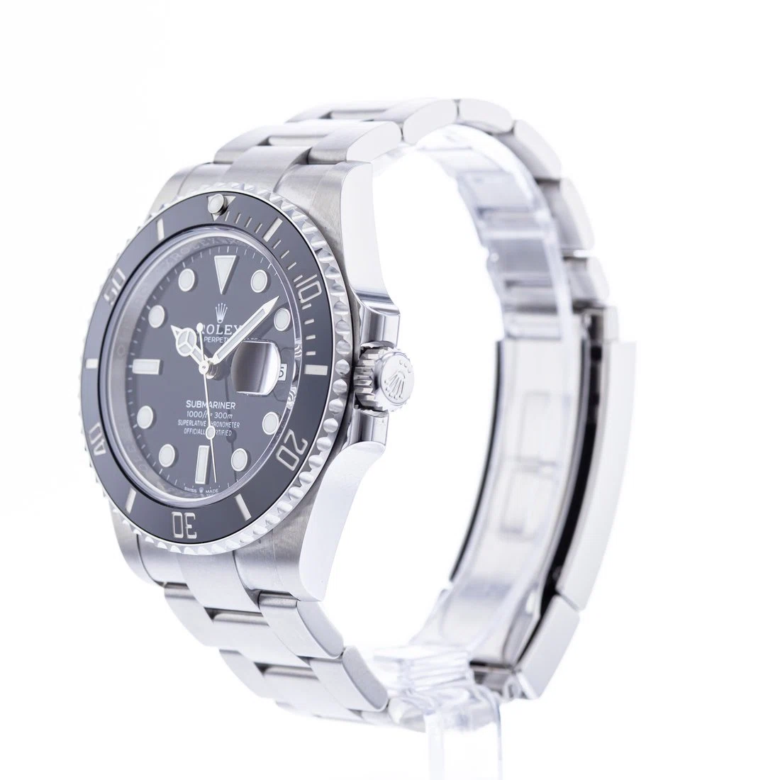 Submariner schwarzes Zifferblatt 126610LN Schrägansicht