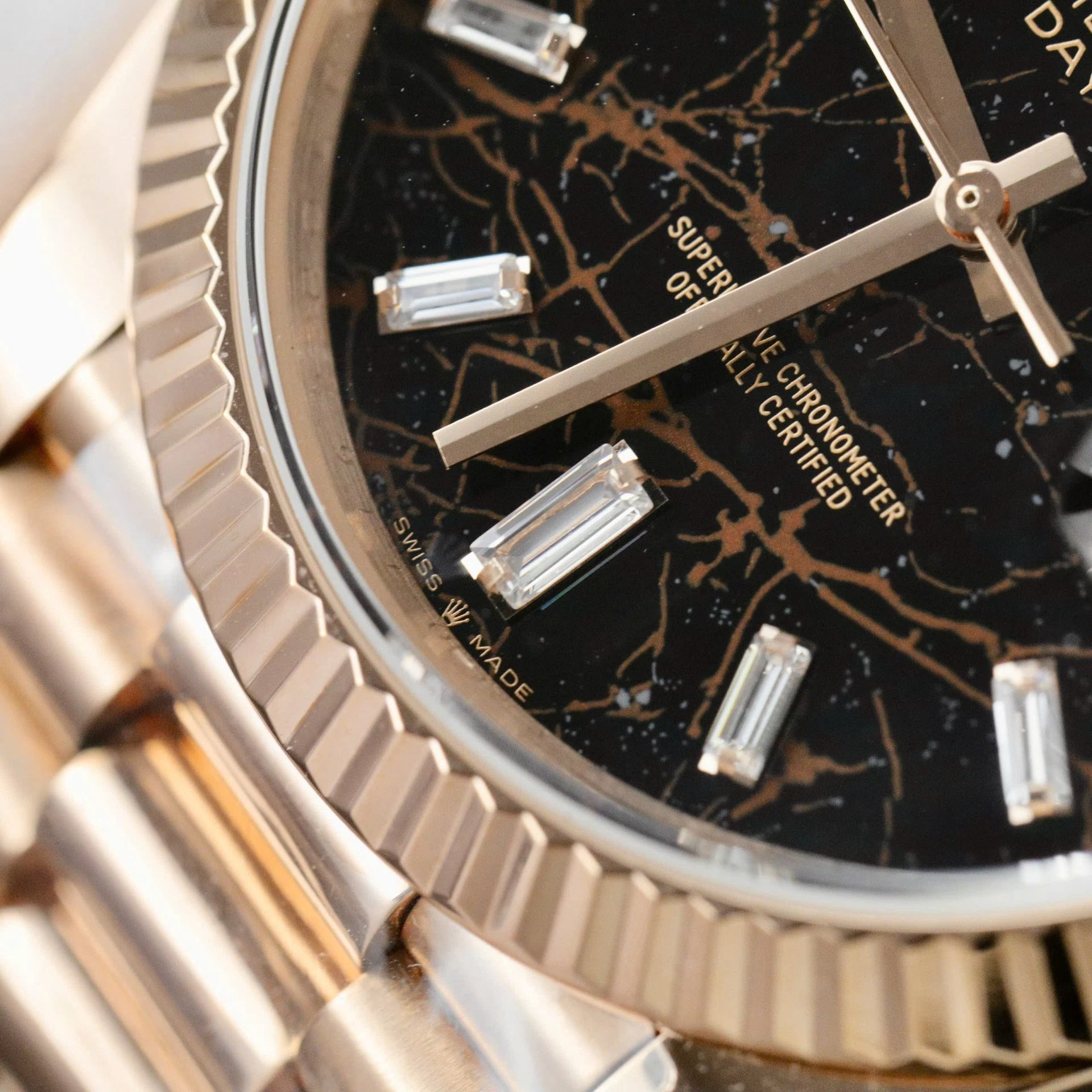 Rolex Day-Date Eisenkiesel Zifferblatt mit Diamantbesatz 228235-0045 40 mm – Superclone – Bild 5