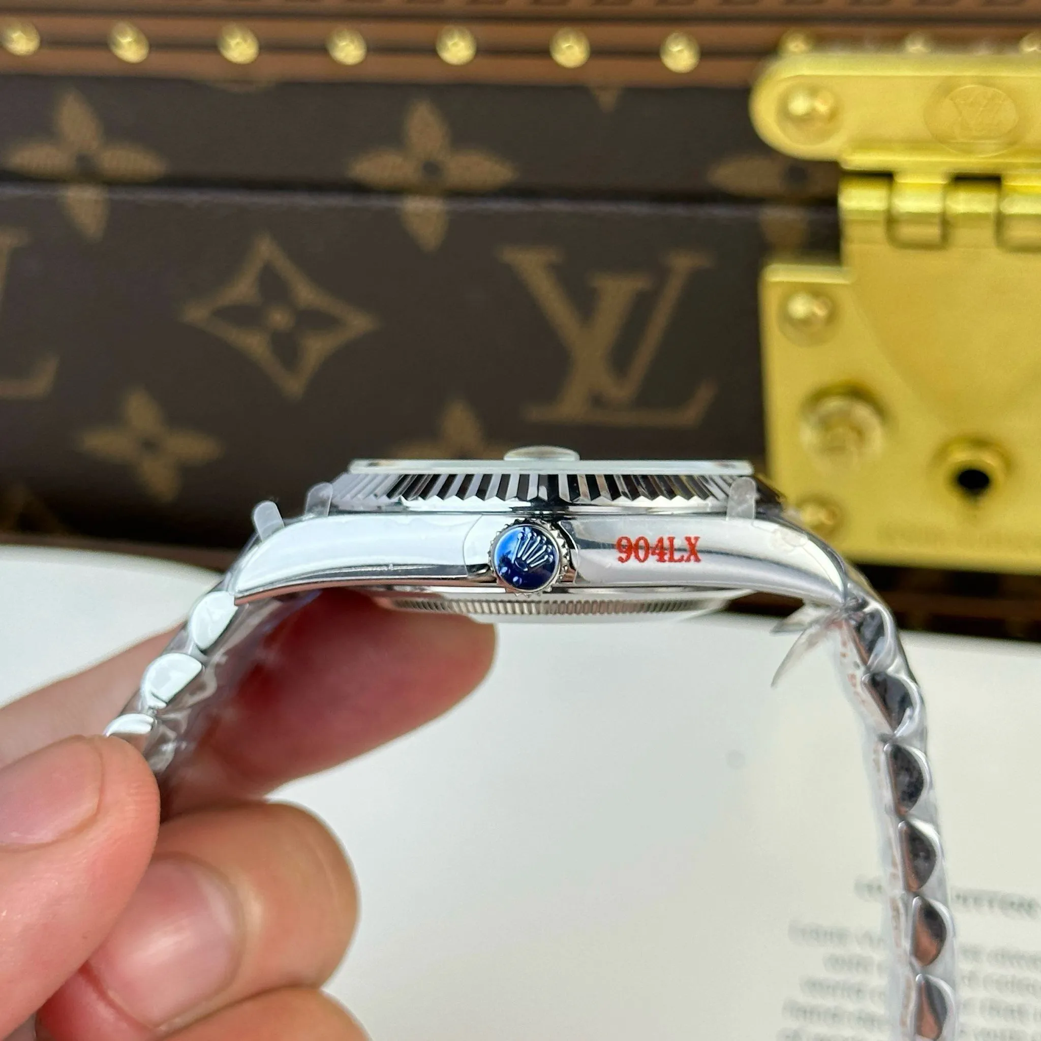 Day Date weißes Zifferblatt Geriffelt Lünette Presidential Armband