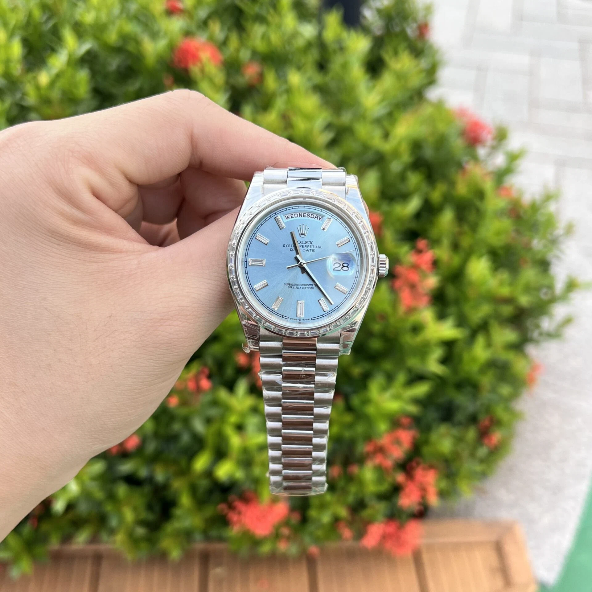 Rolex Day-Date eisblaues Zifferblatt mit Diamantbesatz 228396tbr-0002 40 mm – Superclone – Bild 2
