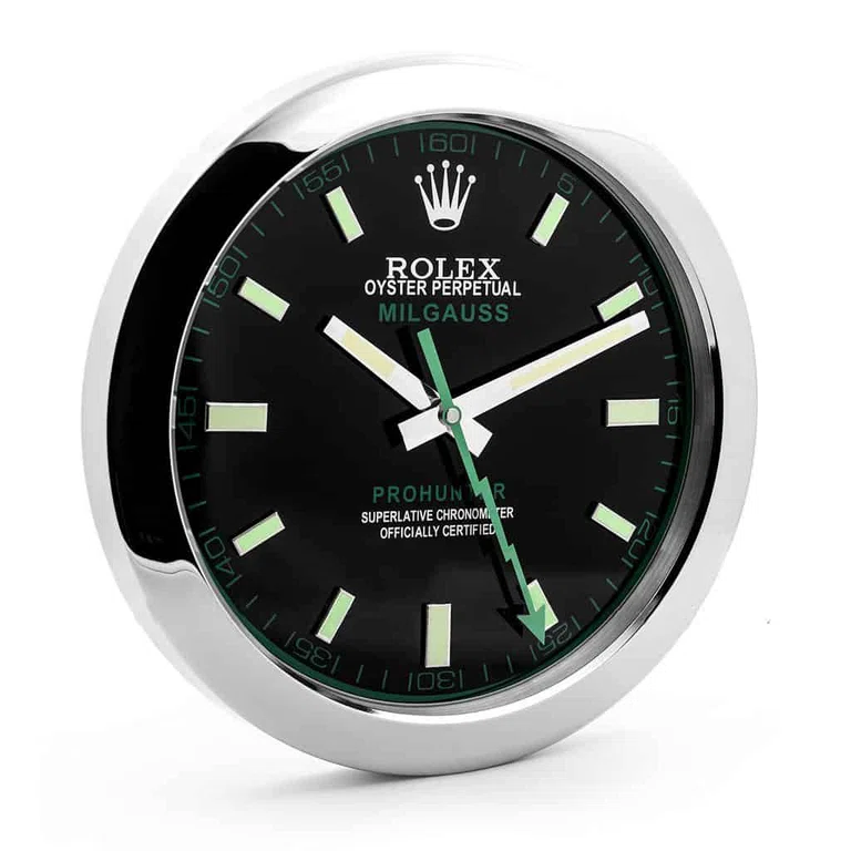 Wanduhr – MILGAUSS Schwarz