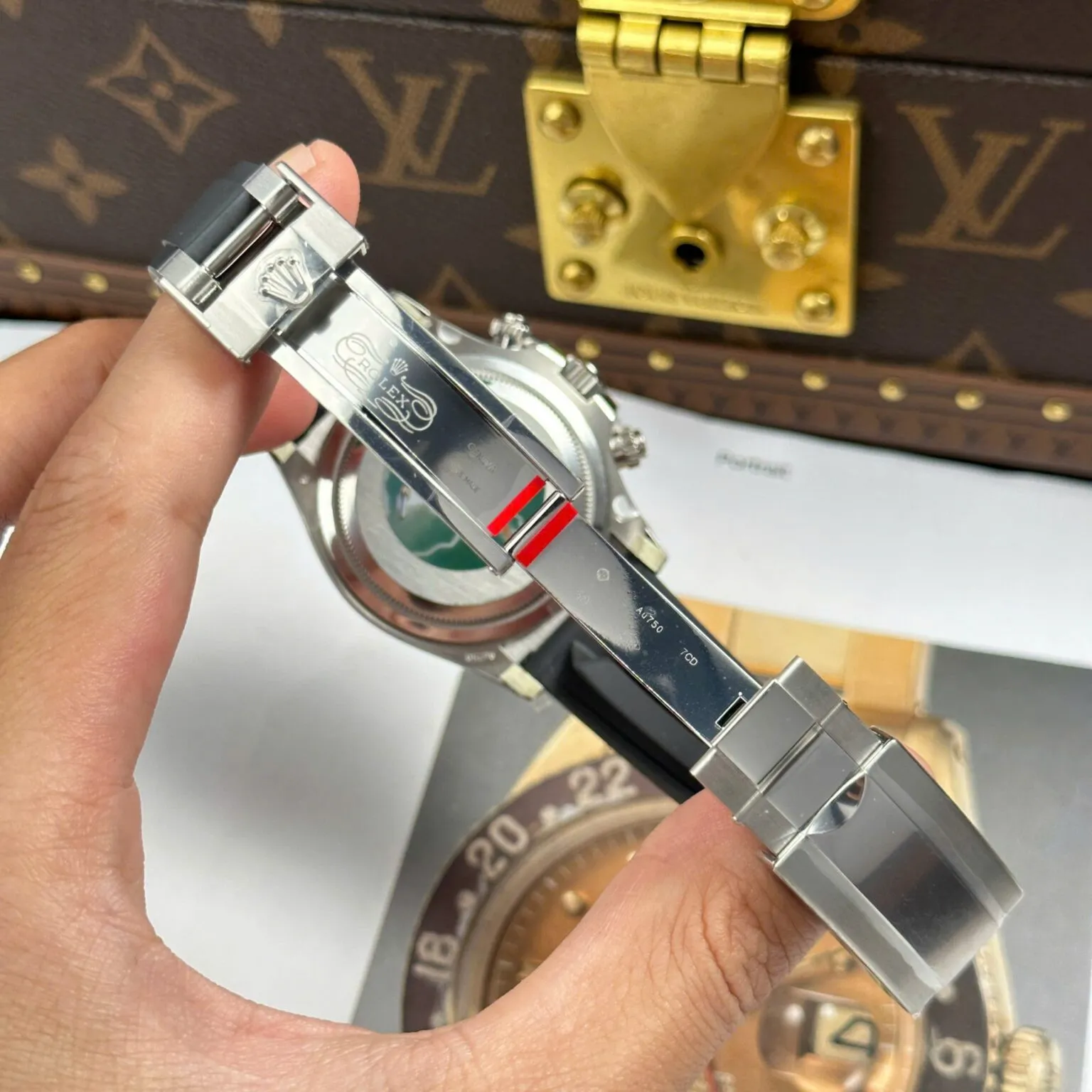 Daytona schwarzes Zifferblatt Schwarz Lünette Oysterflex Armband