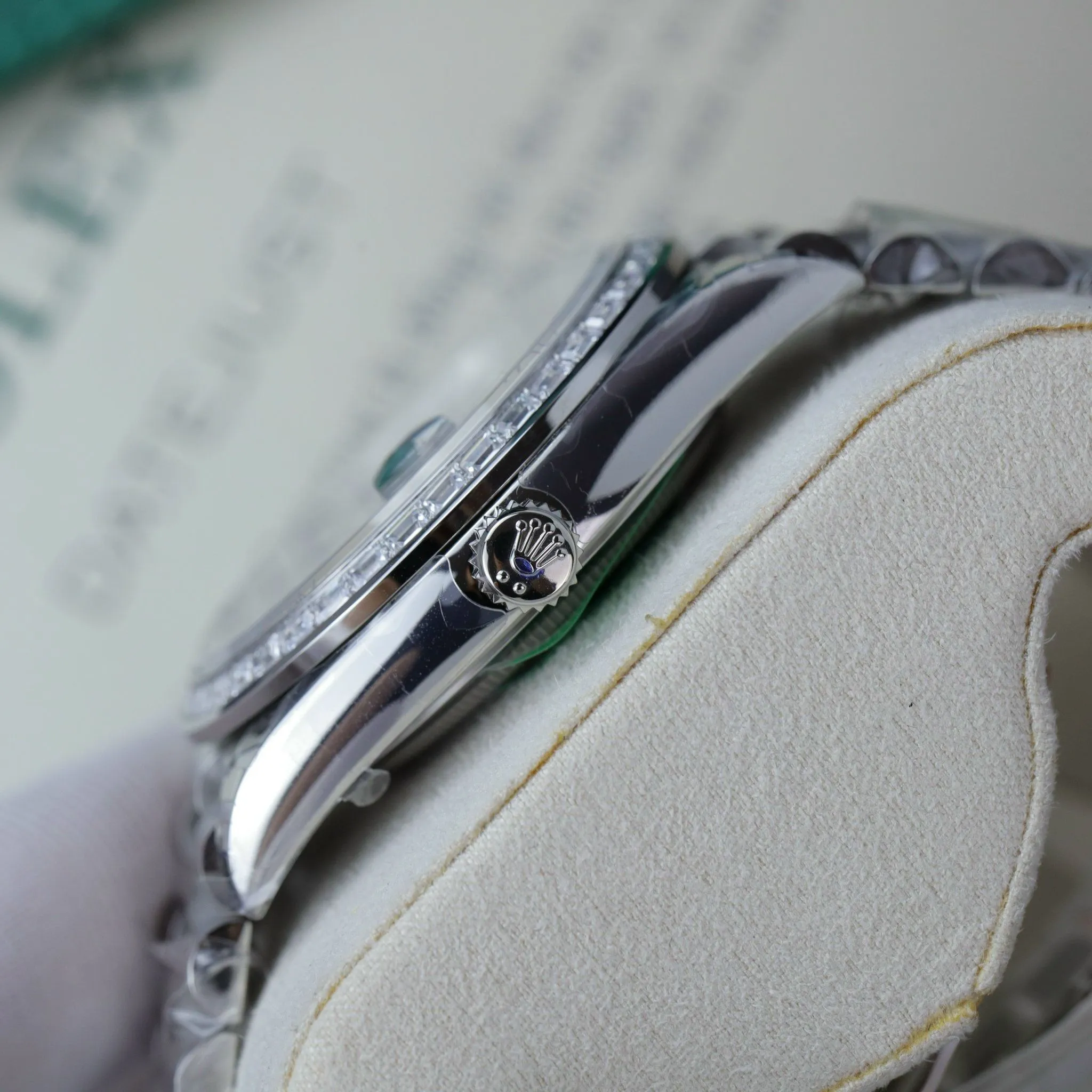Day Date schwarzes Zifferblatt mit Diamantbesatz Lünette Presidential Armband
