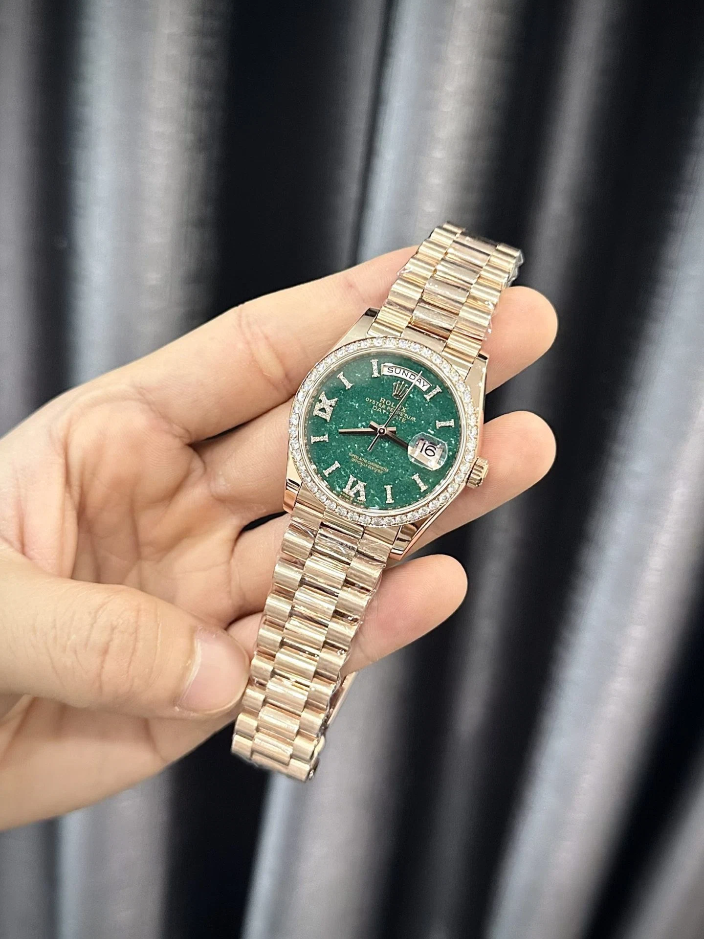 Rolex Day-Date Grüner Aventurin Zifferblatt mit Diamantbesatz 128345rbr-0068 36 mm – Superclone – Bild 4