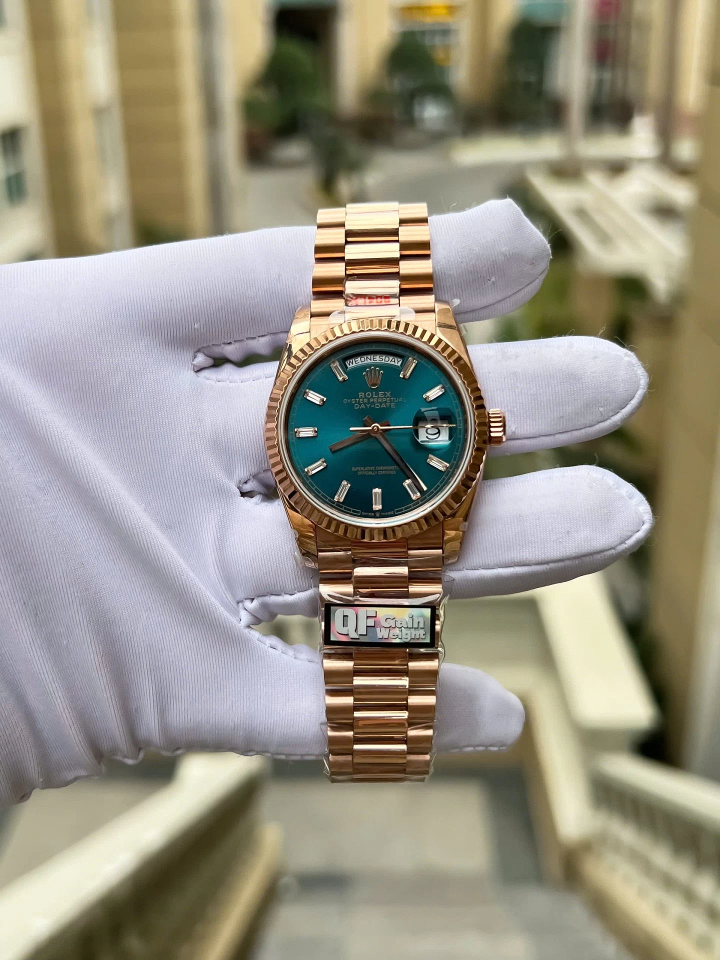 Rolex Day-Date Blaugrün Zifferblatt mit Diamantbesatz 128235-0085 36 mm – Superclone – Bild 2