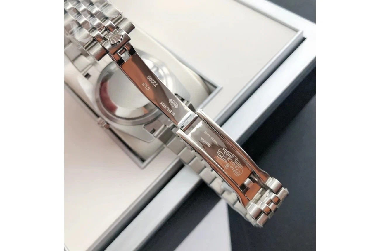 Datejust Edelstahl/Edelstahl Jubilee Grau/Römische Indizes Profilansicht