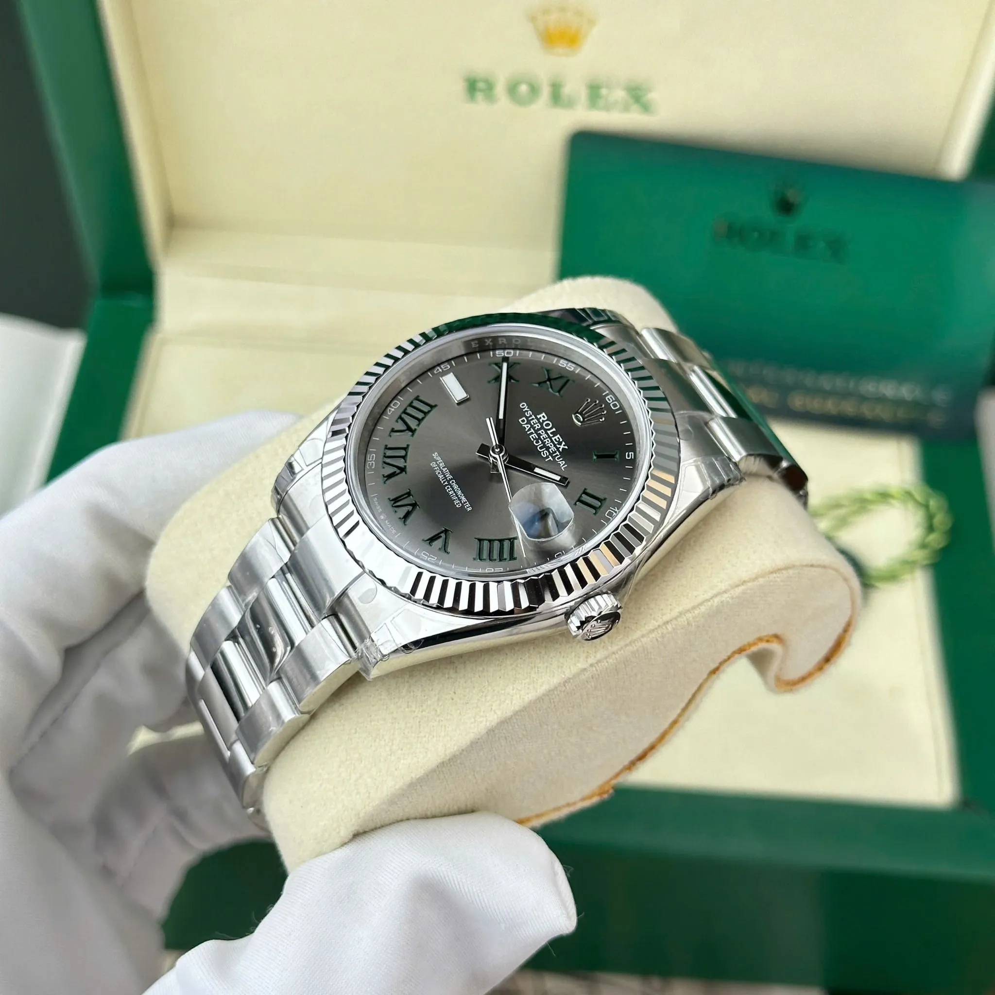 Datejust Wimbledon rhodiumfarbenes Zifferblatt Geriffelt Lünette Oyster Armband