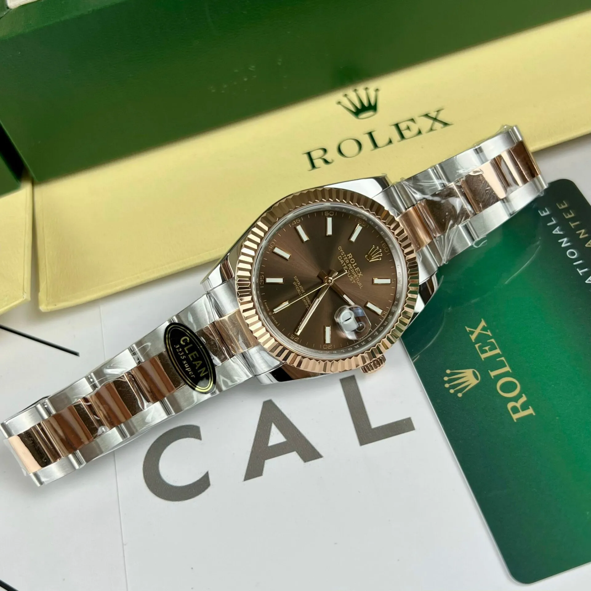 Superclone Datejust schokoladenbraunes Zifferblatt 126331 Oyster Optisches Detail