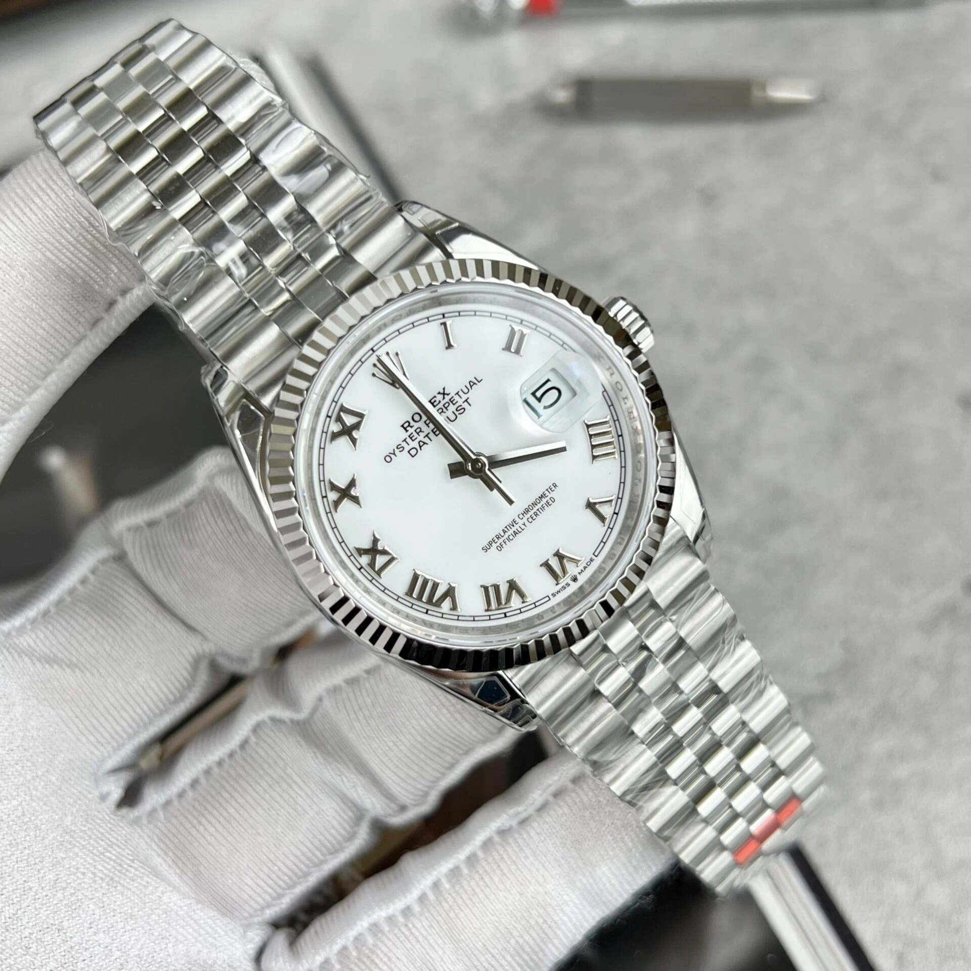 Rolex Datejust weißes Zifferblatt mit römischen Indizes 126334-0024 41 mm – Bild 3