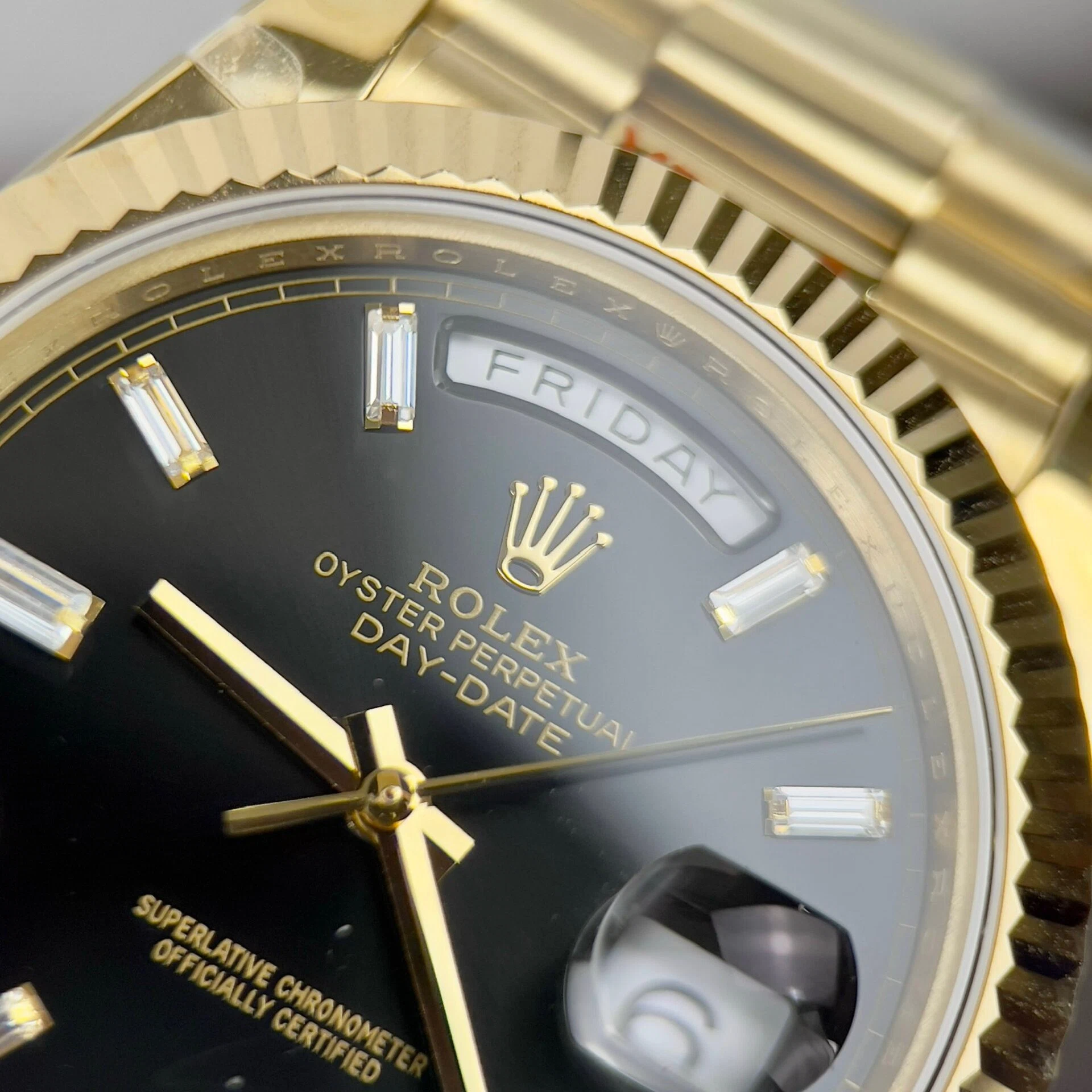 Rolex Day-Date intensivschwarzes Zifferblatt mit Diamantbesatz 228238-0004 40 mm – Superclone – Bild 5
