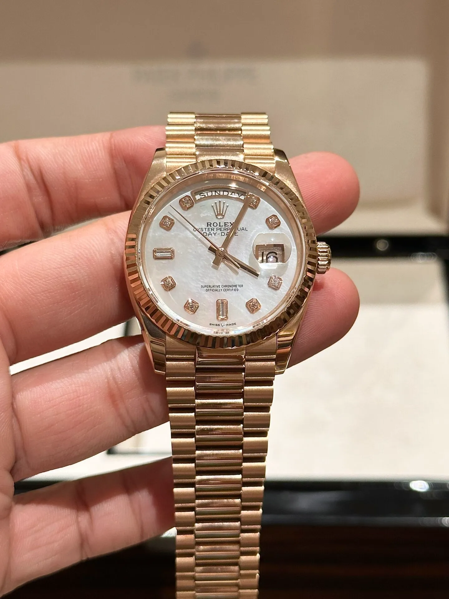 Day-Date Pearl Zifferblatt Roségold Presidential Armband