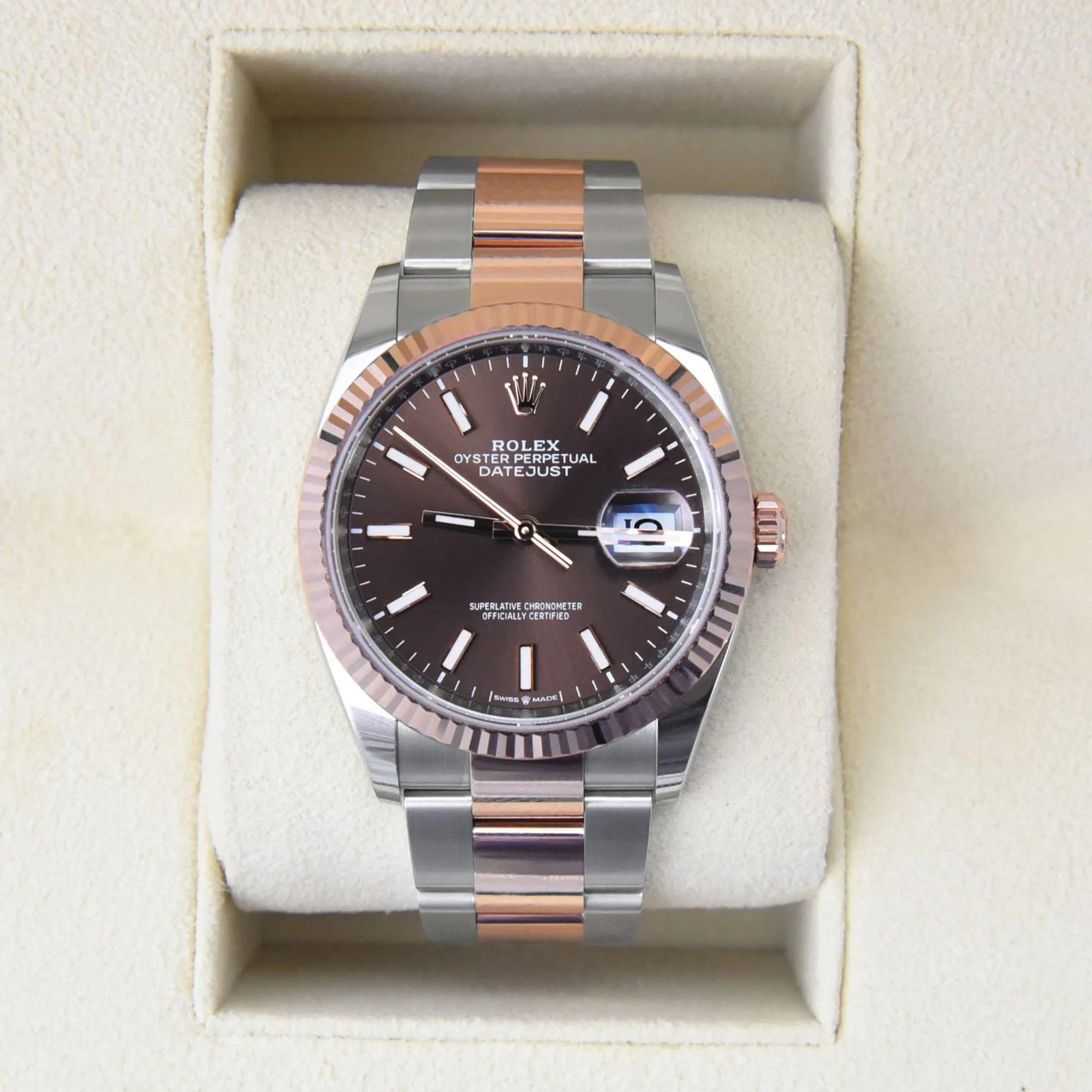 Superclone Datejust schokoladenbraunes Zifferblatt 126231 Oyster Schrägansicht