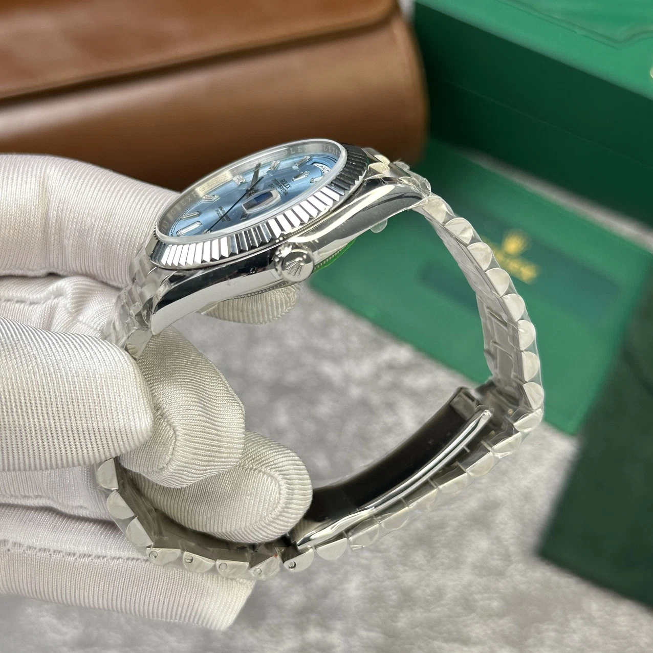 Rolex Day-Date eisblaues Zifferblatt mit Diamantbesatz 228236-0006 40 mm – Superclone – Bild 5