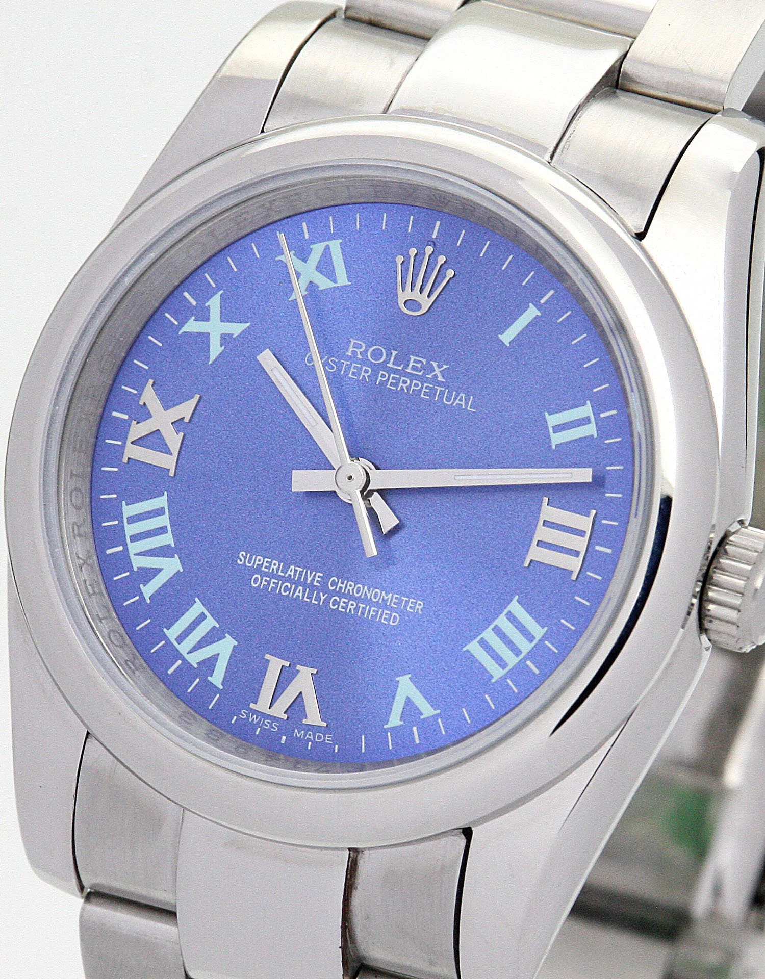 Oyster Perpetual Lady blaues Zifferblatt 177200 Schrägansicht