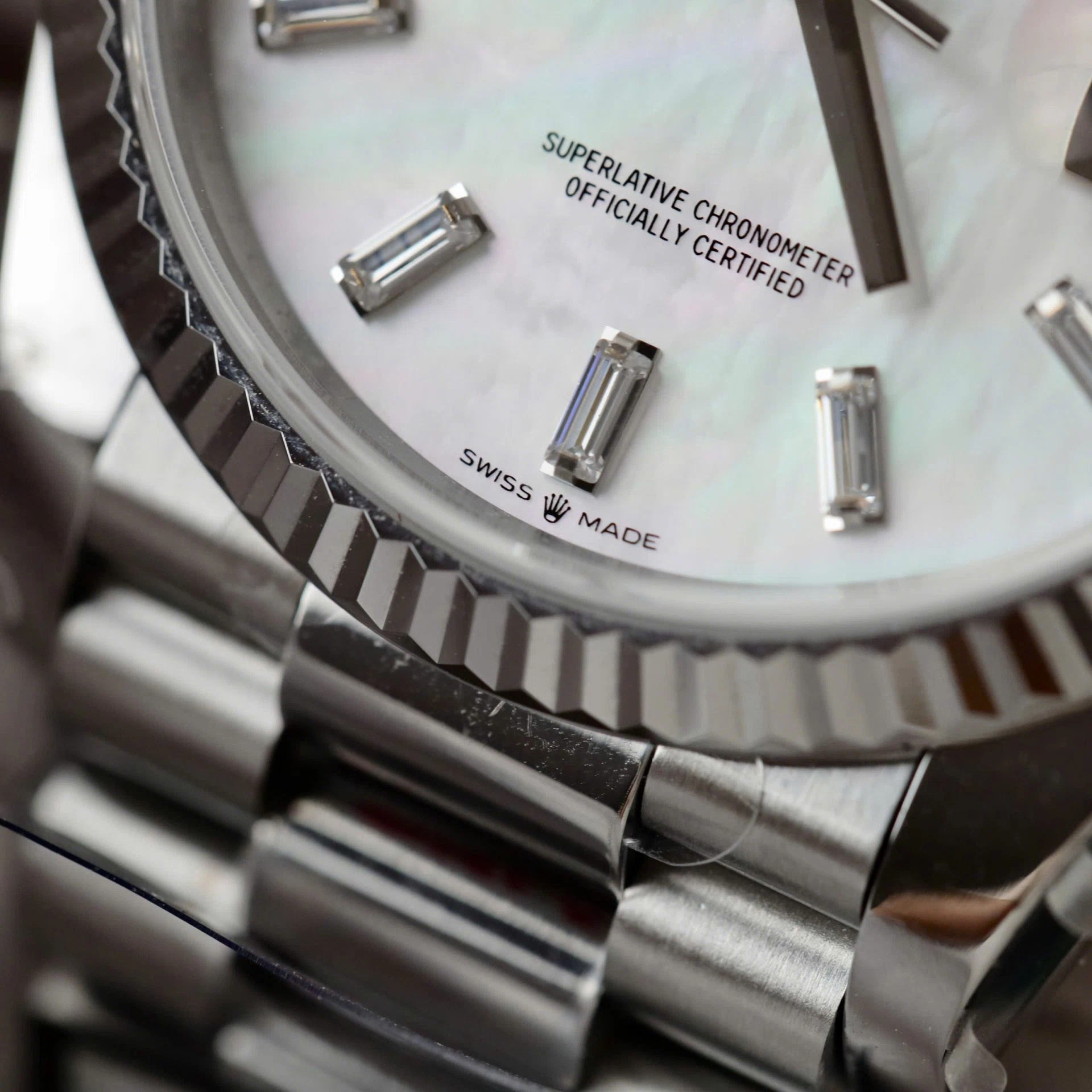 Rolex Day-Date Weißes Perlmutt Zifferblatt mit Diamantbesatz 128236-0021 36 mm – Superclone – Bild 7