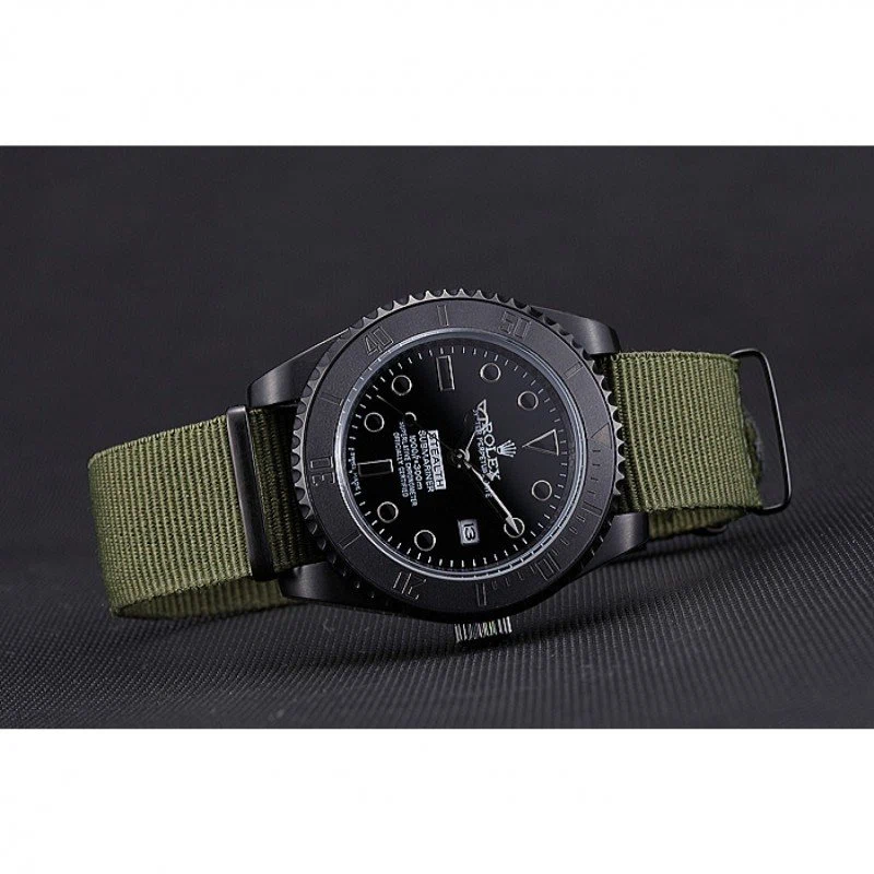 Submariner schwarzes Zifferblatt 621995 Nahaufnahme