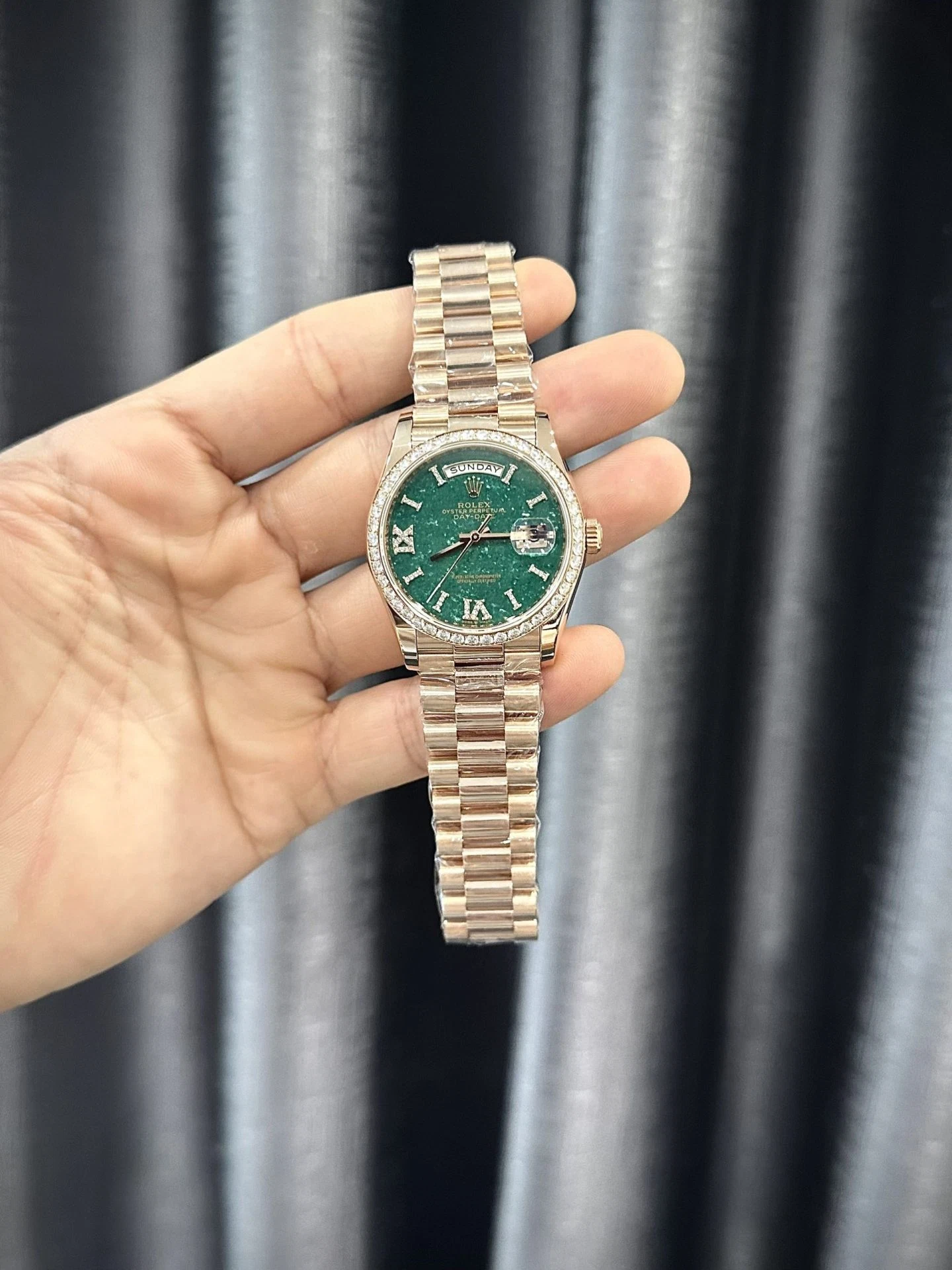 Rolex Day-Date Grüner Aventurin Zifferblatt mit Diamantbesatz 128345rbr-0068 36 mm – Superclone – Bild 3
