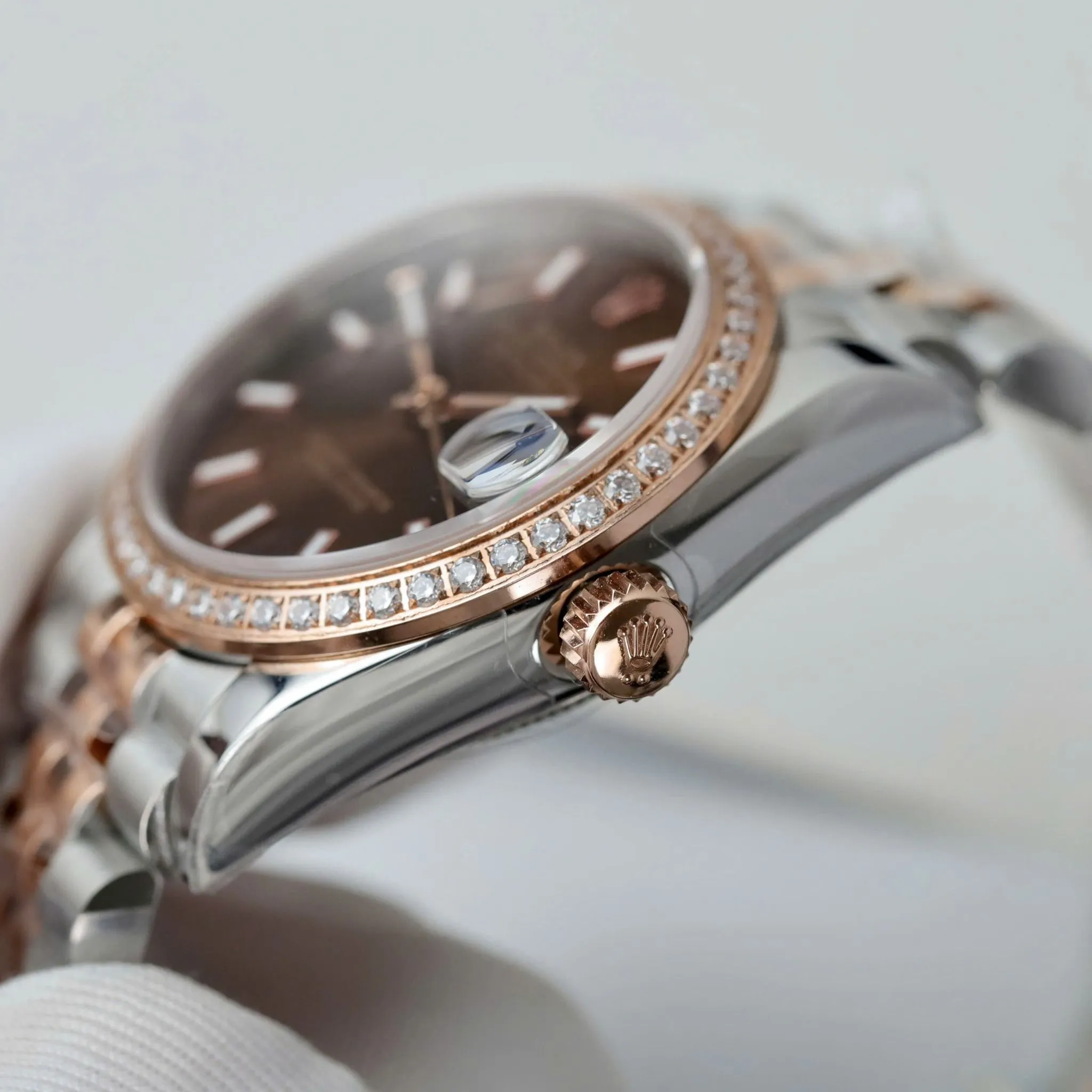Datejust schokoladenbraunes Zifferblatt Geriffelt Lünette Jubilee Armband